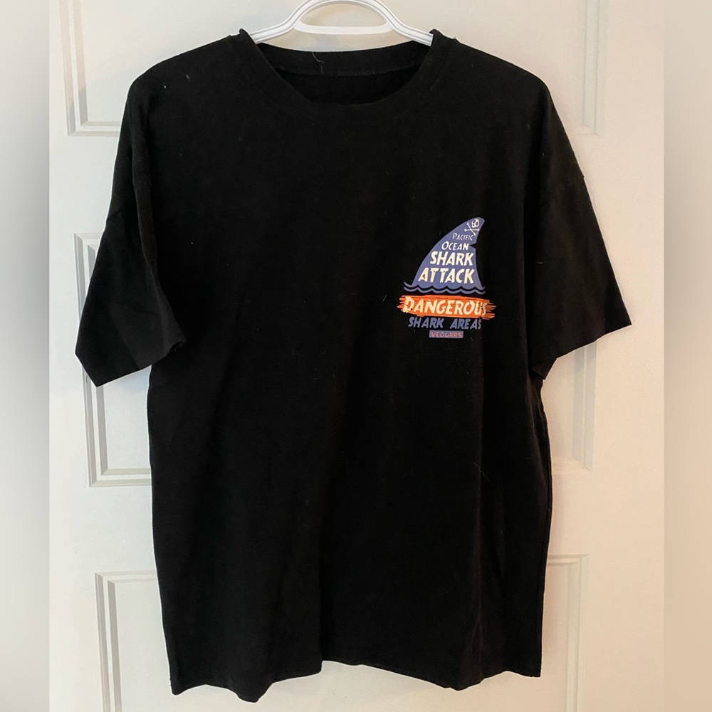 Pacific ocean shark attack t-shirt